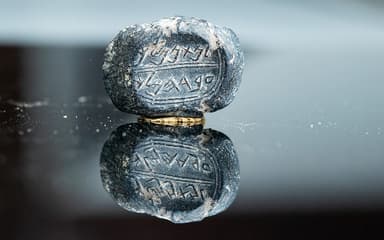 How Hebrew Came to Be Written From Right to Left
