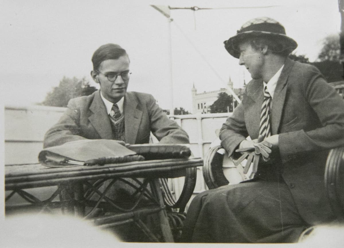 Image of Mosaic mosaic_observation “There Are Too Many Jews on This Train”