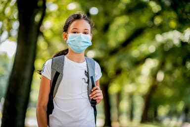 Why Do Israelis Have So Many Words for “Wear,” and Which One Applies to Wearing One’s Coronavirus Face Mask?